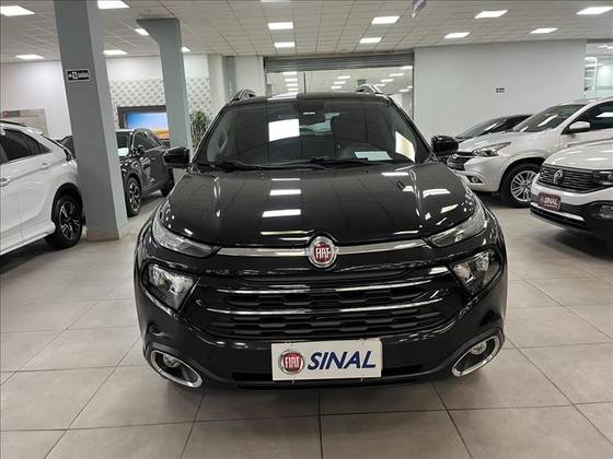 FIAT TORO 1.8 16V EVO FLEX FREEDOM AT6 FIAT TORO 1.8 16V EVO FLEX FREEDOM AT6